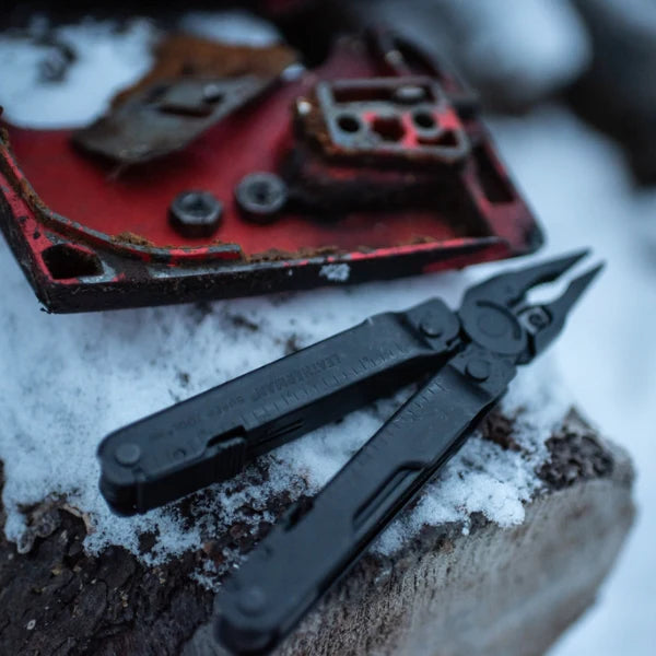 Leatherman Super Tool 300 Black Multi-Tool with Molle Sheath Multitool Leatherman - BNR Industrial Automation