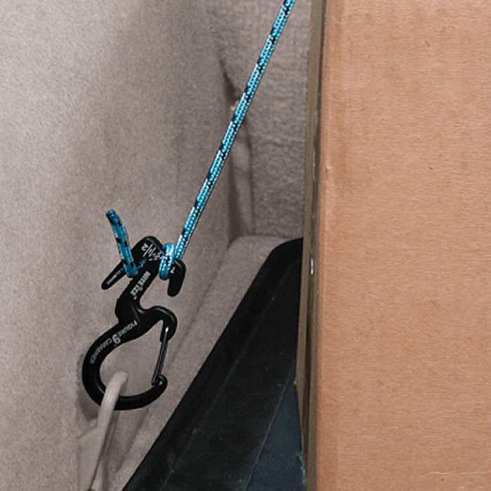 Figure 9 Carabiner Small Hardware Nite Ize Innovation - BNR Industrial Automation